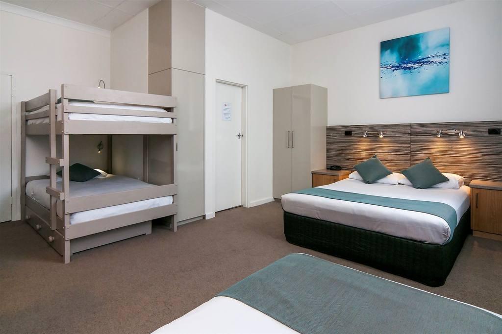Comfort Inn Regal Park Adelaide Exterior photo