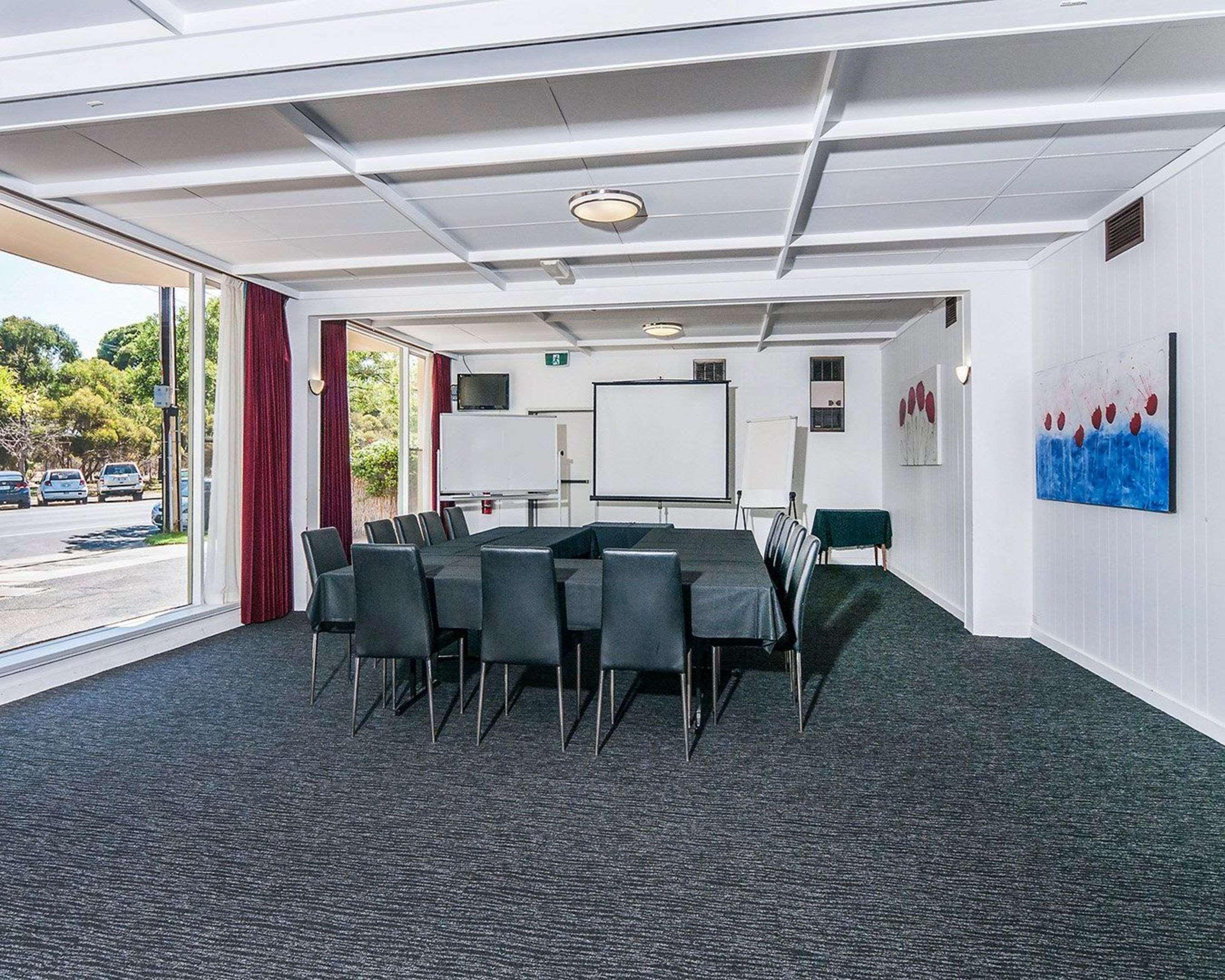 Comfort Inn Regal Park Adelaide Exterior photo