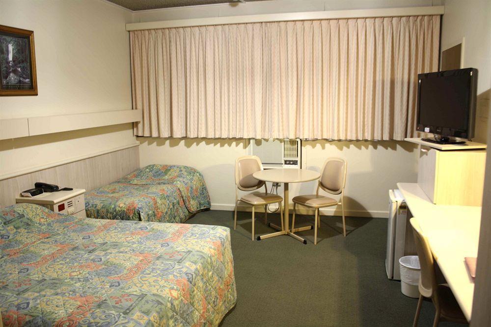 Comfort Inn Regal Park Adelaide Exterior photo