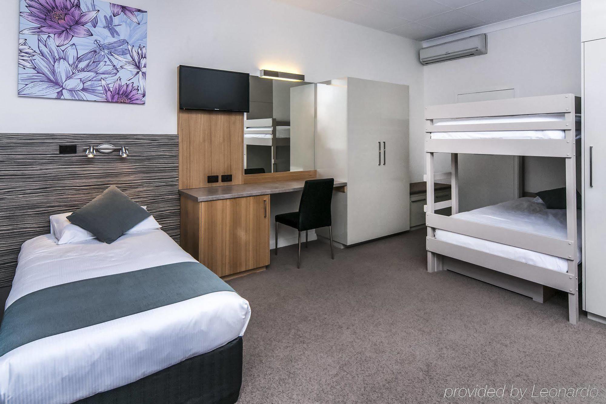 Comfort Inn Regal Park Adelaide Exterior photo