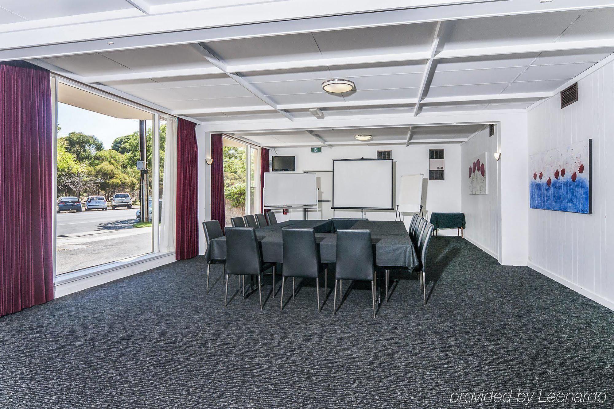 Comfort Inn Regal Park Adelaide Exterior photo